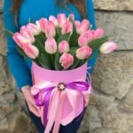 Цилиндр с тюльпанами